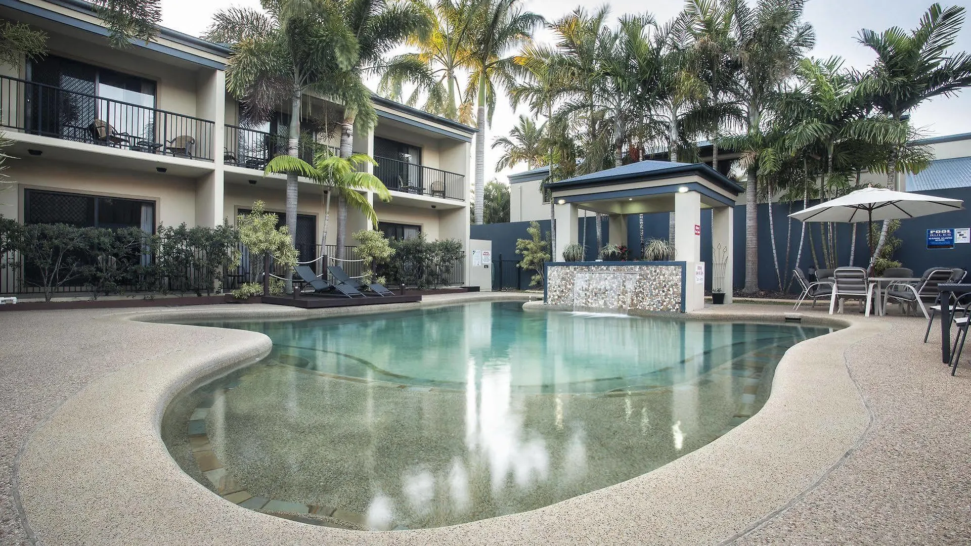 Coral Cay Resort Mackay Motel